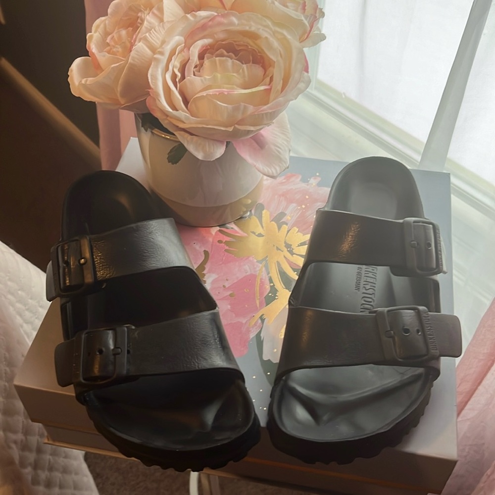 Birkenstock sandals like new